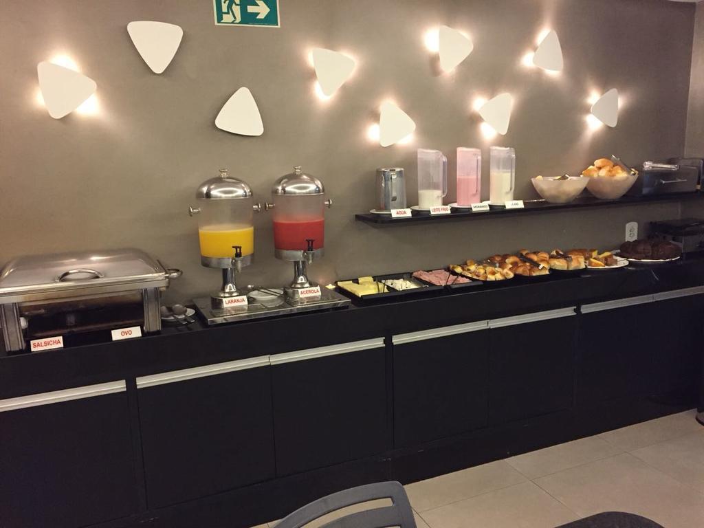 Hotel Econotel By Bsb Inn Brasília Extérieur photo