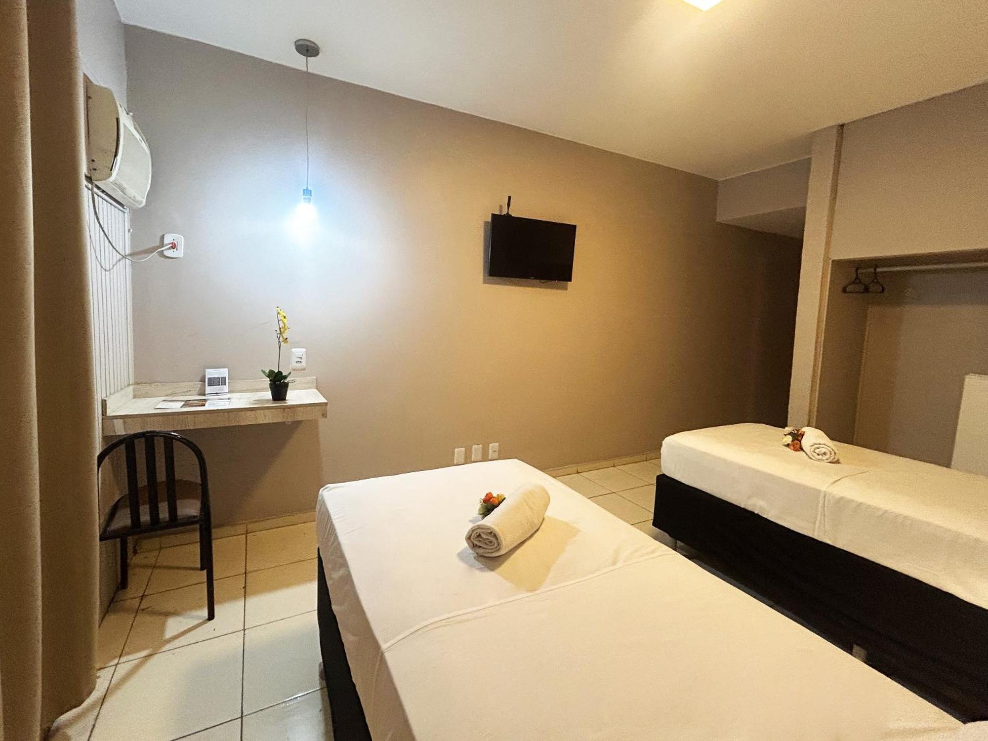 Hotel Econotel By Bsb Inn Brasília Extérieur photo